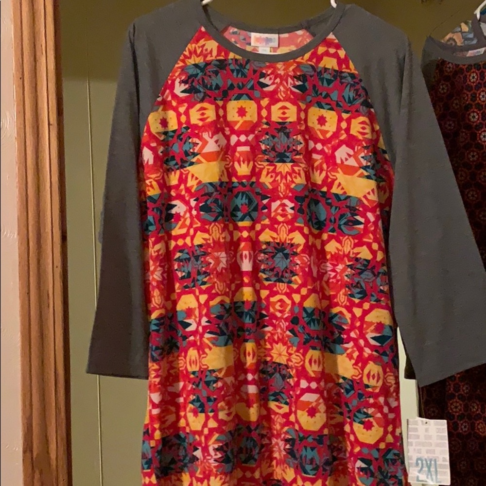 Lularoe. 2x randy.  Shirt